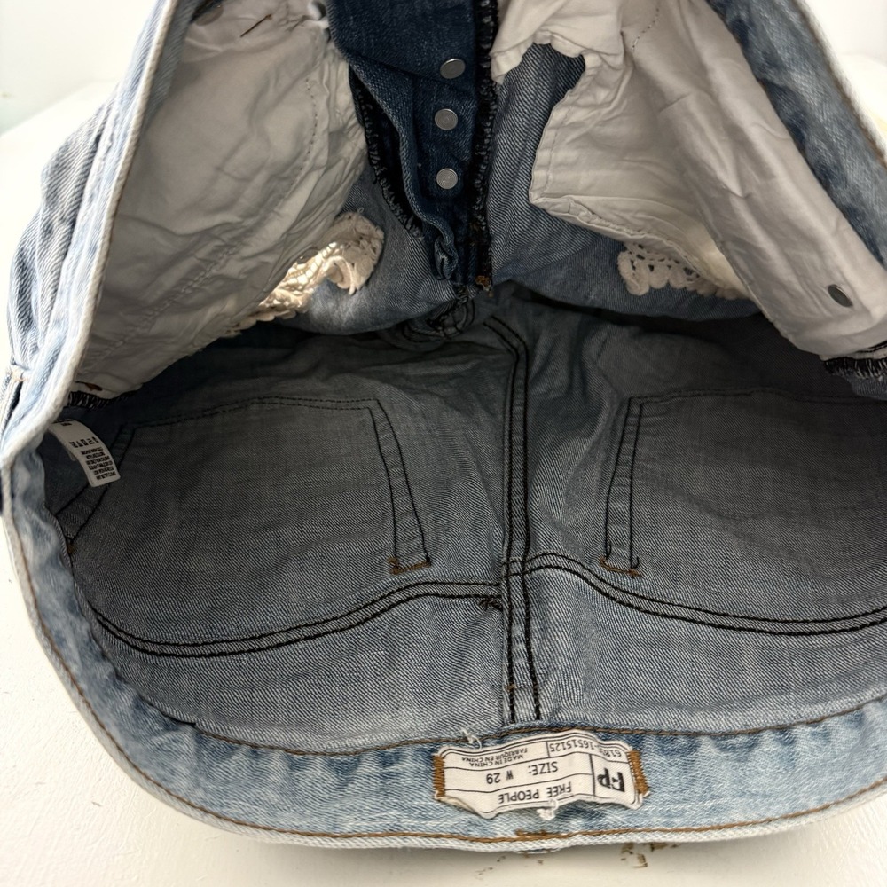 Free People Distressed Jeans Women 29 Raw Hem Blue Light Wash‎ Cotton Stretch - Picture 14 of 14